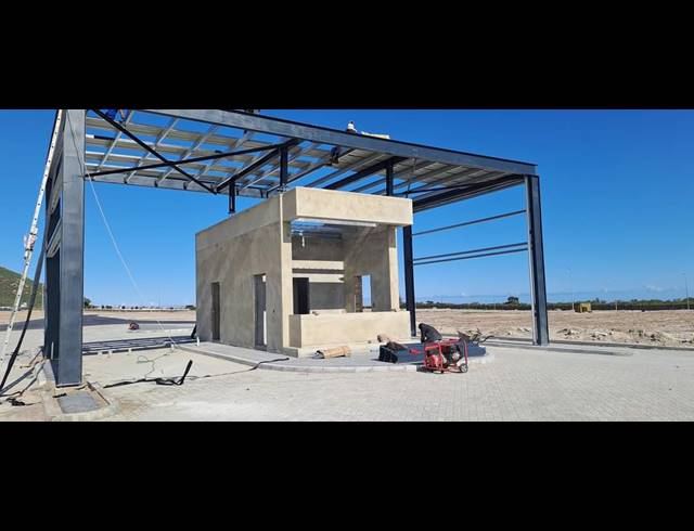 2,130M² VACANT LAND FOR SALE IN HAWSTON